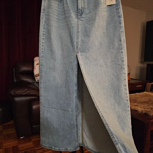 DENIM LONG SKIRT - Picture 3 of 3